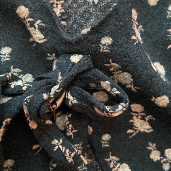 Xhilaration Teal Floral Keyhole Mini Dress - Picture 7 of 10